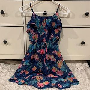 Girls size 10 romper with long back. Super cute.